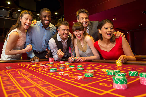 Roulette wheel interface with betting grid and live spin on arenaslot